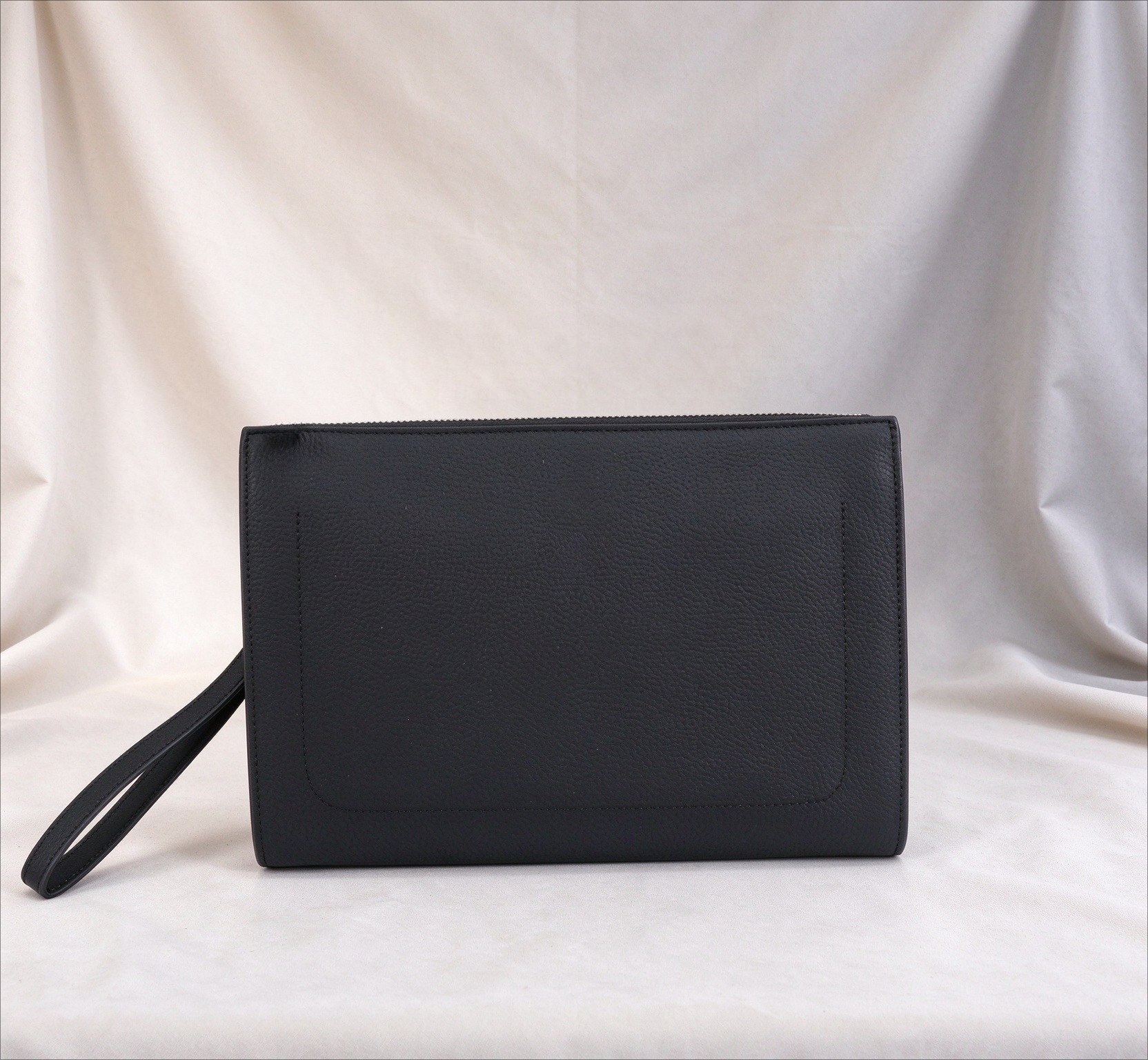 Leather Briefcase - メンズ用、本革製、通勤用ブリーフケース型トートバッグ。カード収納ポケットと内側の仕切り付き。ビジネスシーンに最適なハンドバッグ。