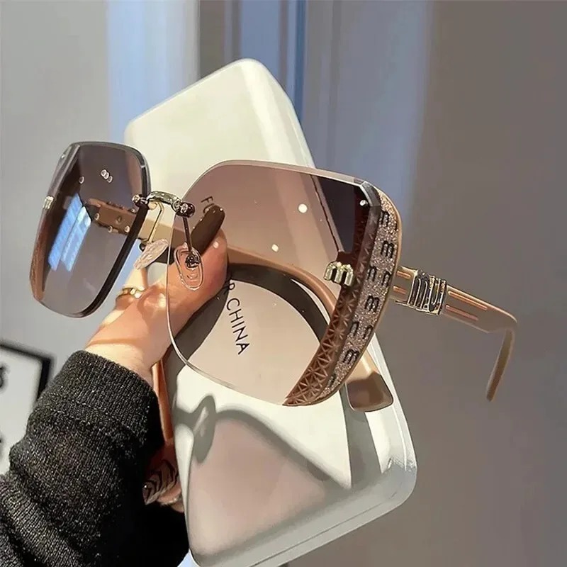 Designer Sunglasses - カットエッジサングラス女性用グラデーションティーハーフフレームファイングリッターライト高級レターデザイン新しい売れ筋ファッションアクセサリー