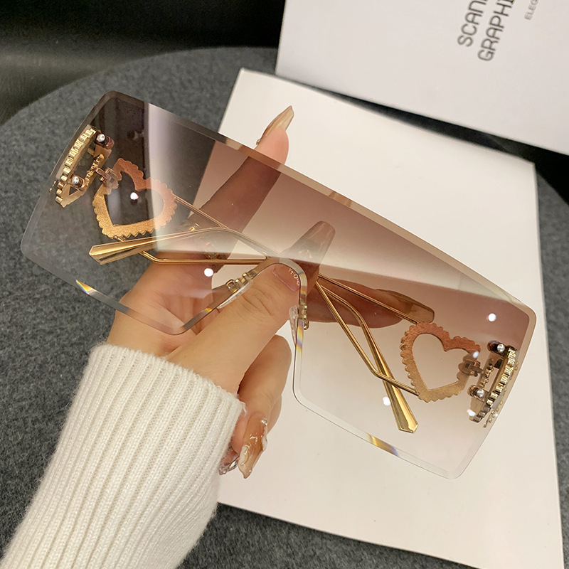 新作、ワンピース風、ハート型のフレームレスサングラス。トレン - Sunglasses Uv400 のレビューと価格