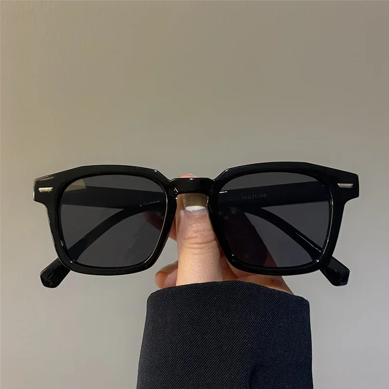 新作レトロサングラス、Y2K風、カラーレンズ、スクエアフレー - Sunglasses Uv400 のレビューと価格