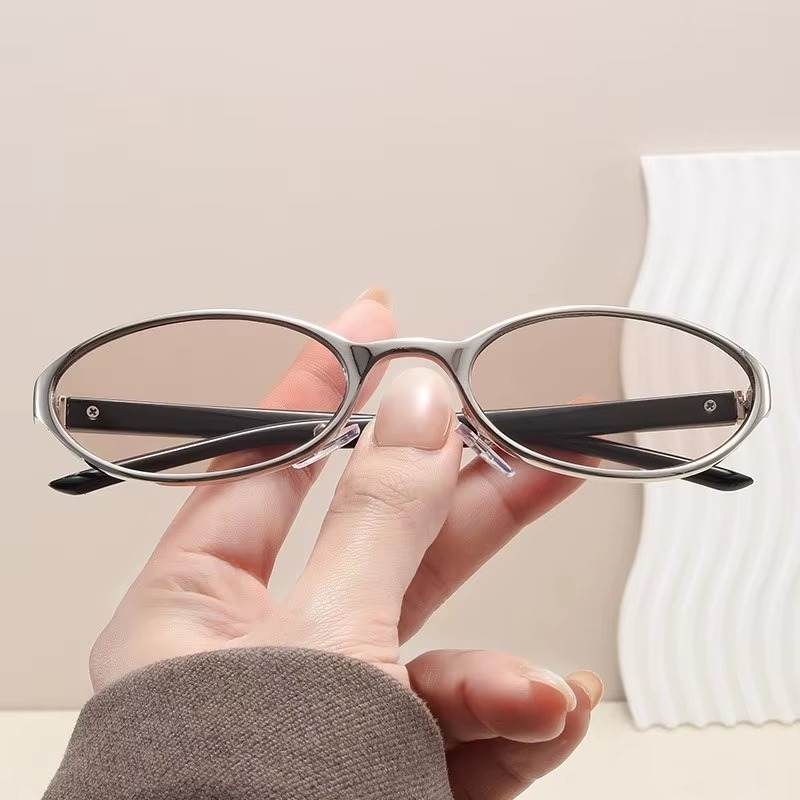 レトロな楕円形デザインのサングラス。レディース向け、新作Y2 - Designer Sunglasses のレビューと価格