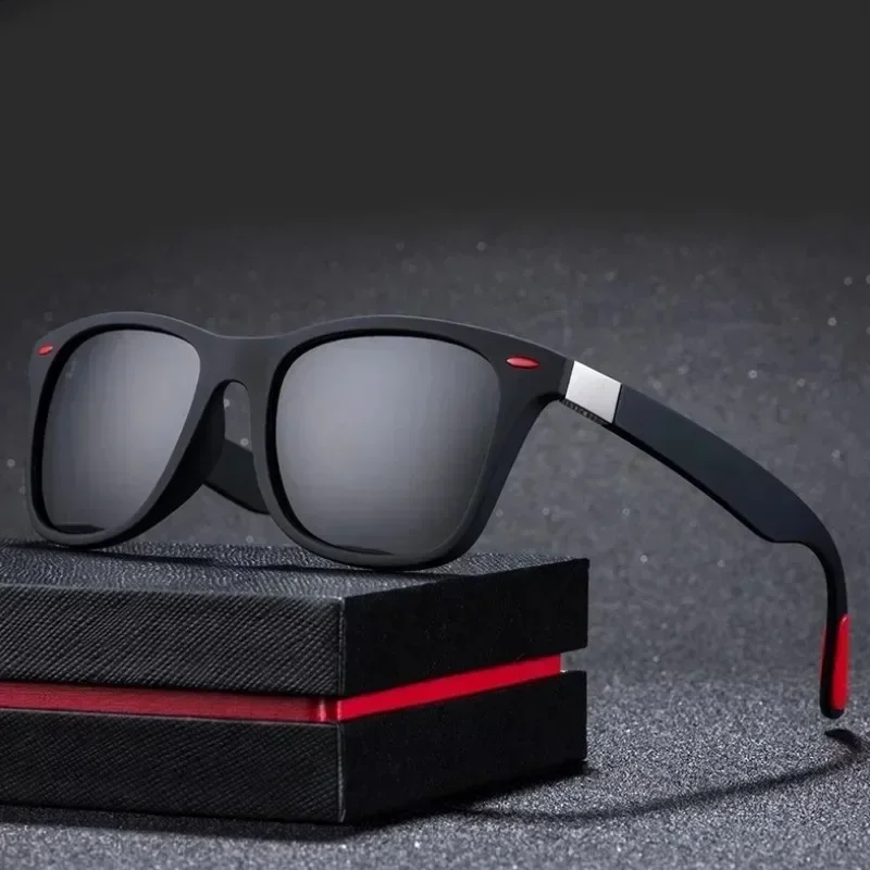 ファッション性の高いヴィンテージ風スクエア型サングラス。クラ - Sunglasses Uv400 のレビューと価格