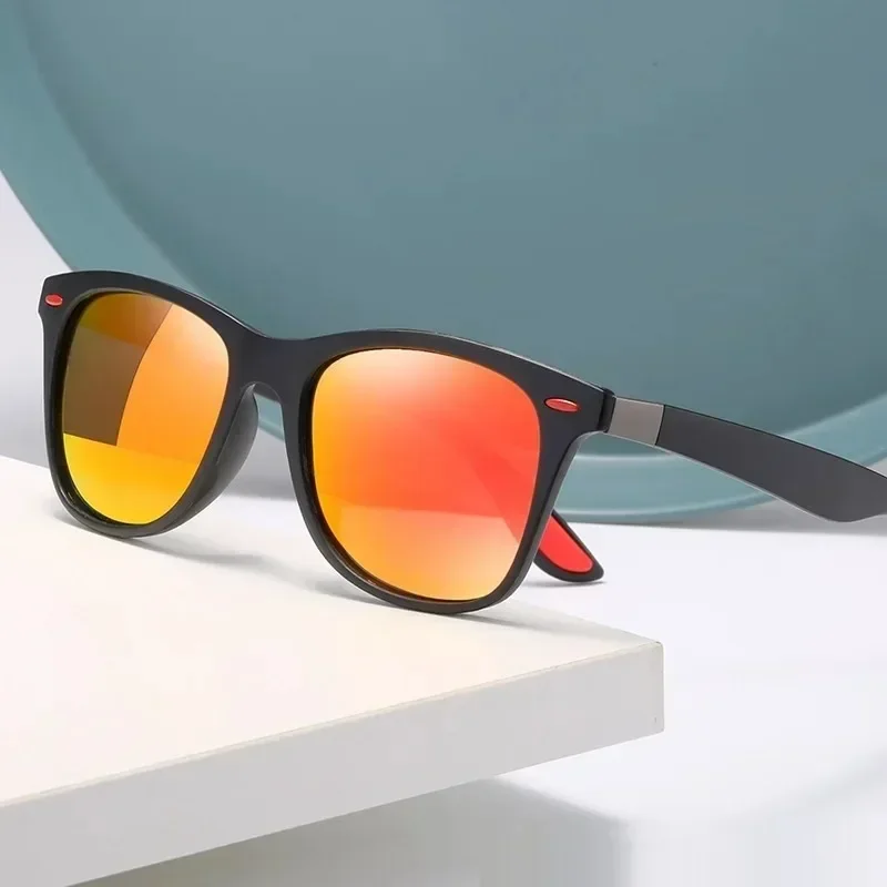 ファッション性の高いヴィンテージ風スクエア型サングラス。クラ - Sunglasses Uv400 のレビューと価格