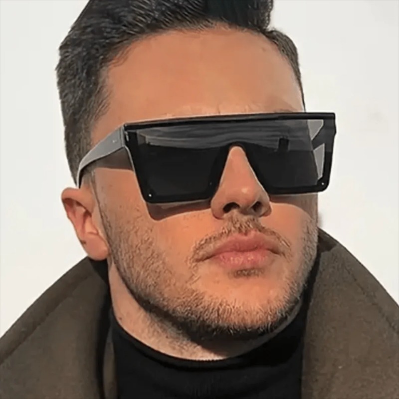 ファッション性の高い、大きめのスクエア型ブランドサングラス。 - Sunglasses Uv400 のレビューと価格