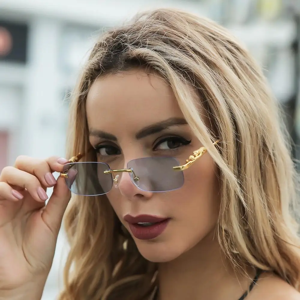 フレームレスの小さめスクエア型サングラス。レディース、メンズ - Sunglasses Uv400 のレビューと価格